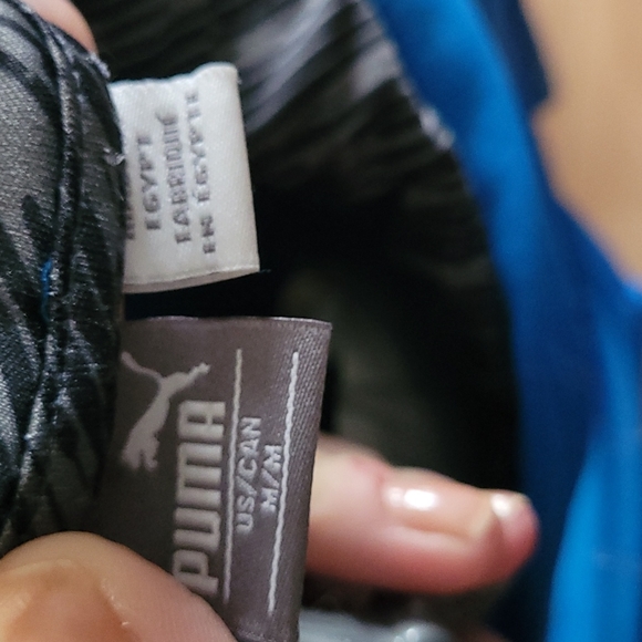 🌟2/$25🌟 Puma sweatshirt MED boys - Picture 4 of 4